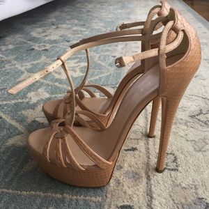 Casadei platform highheal snakeskin beige sandals